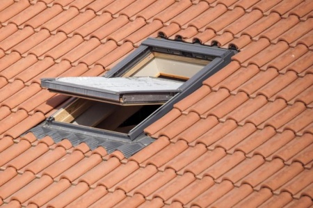 Pose de Velux, comment transformer vos combles en espace lumineux